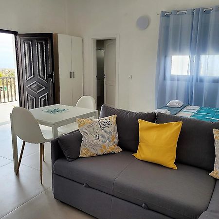 Apartamentos Falcon Тінахо Екстер'єр фото