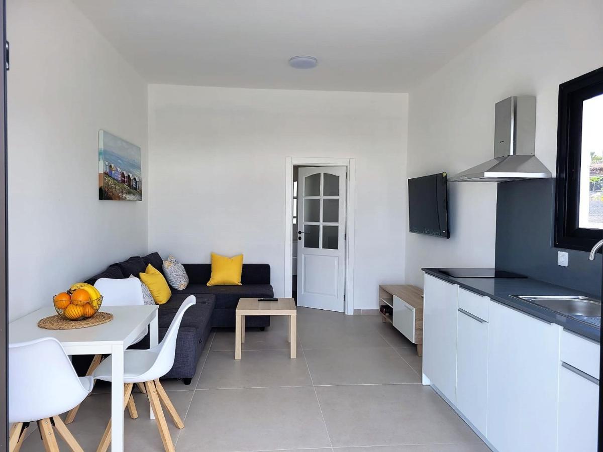Apartamentos Falcon Тінахо Екстер'єр фото