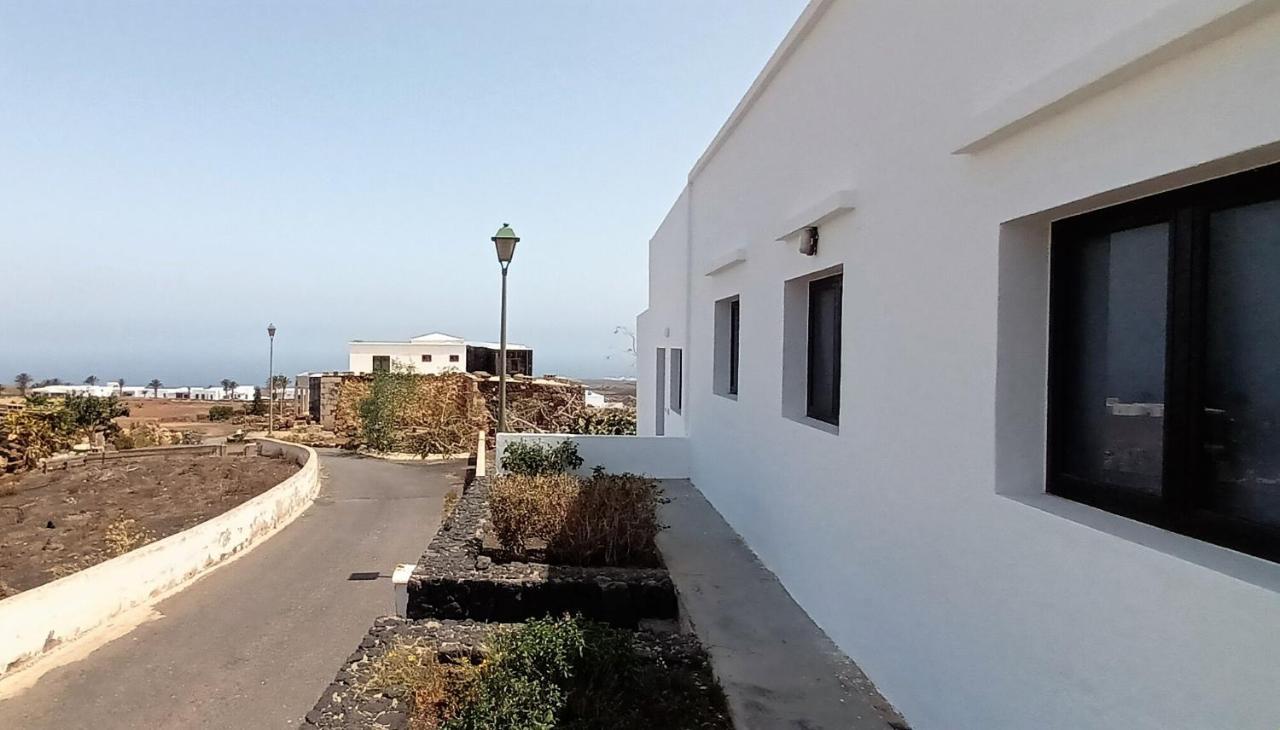 Apartamentos Falcon Тінахо Екстер'єр фото