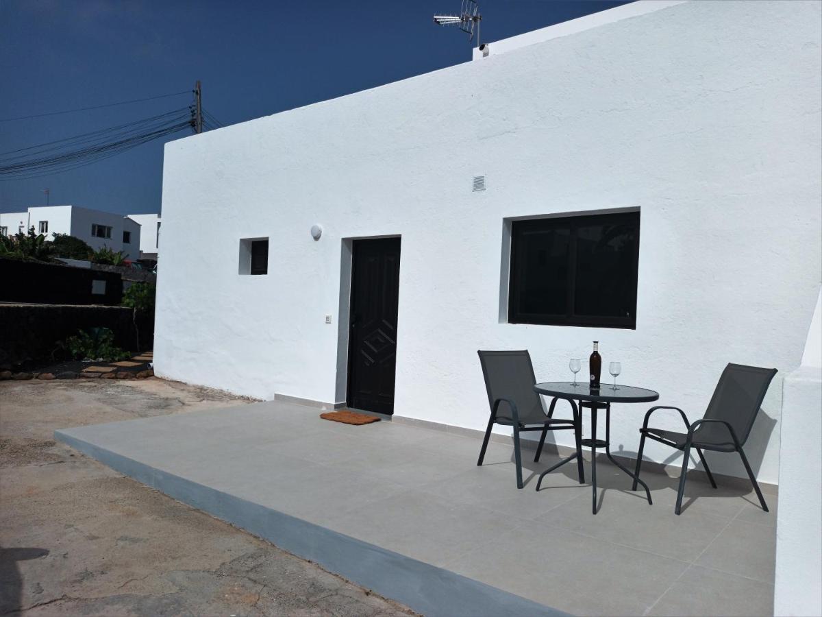Apartamentos Falcon Тінахо Екстер'єр фото