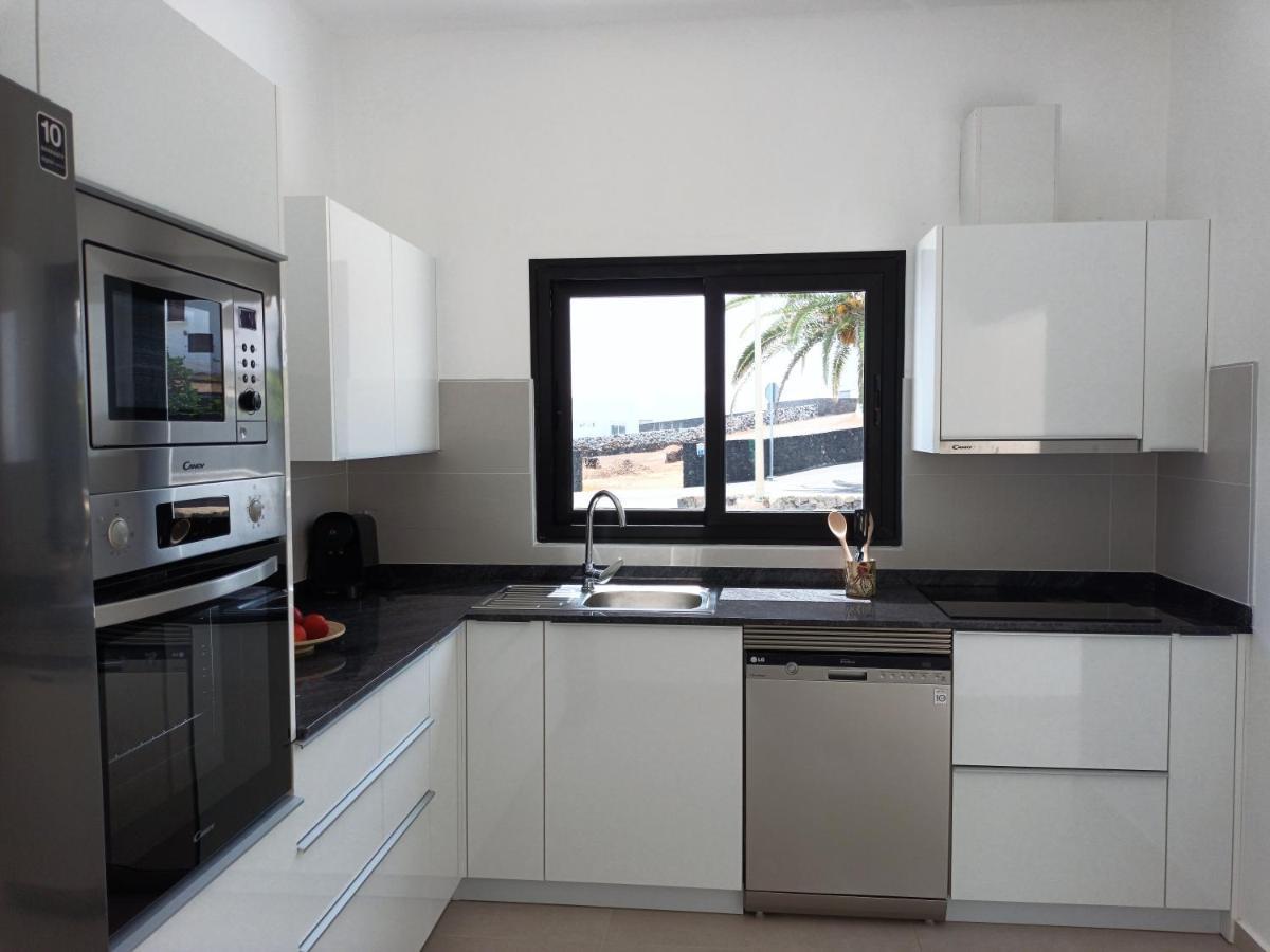 Apartamentos Falcon Тінахо Екстер'єр фото