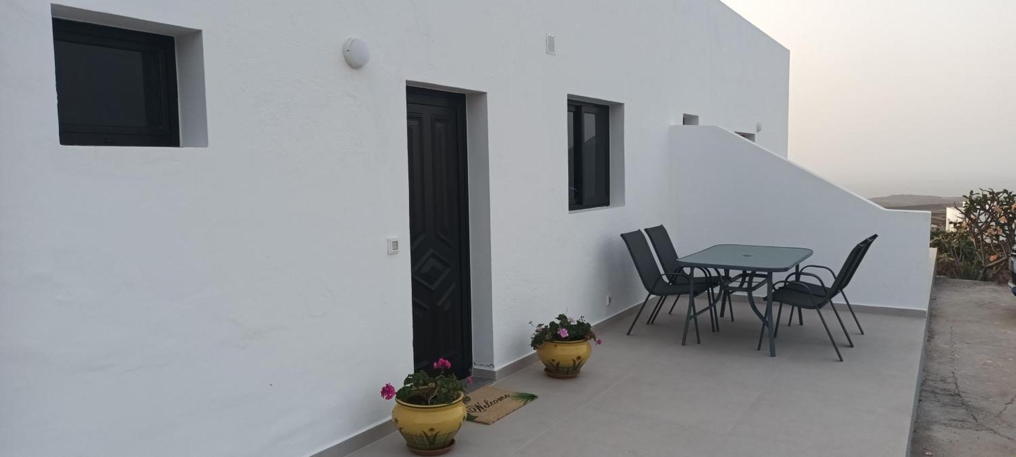 Apartamentos Falcon Тінахо Екстер'єр фото