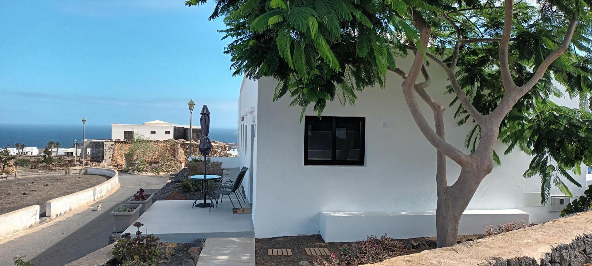 Apartamentos Falcon Тінахо Екстер'єр фото