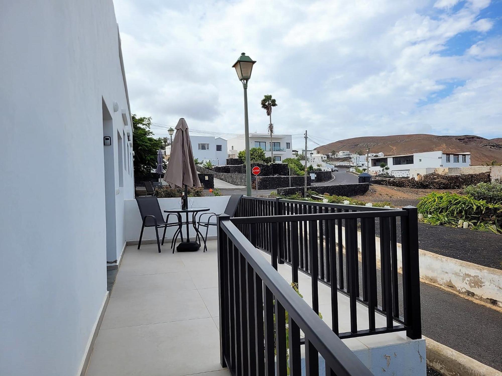 Apartamentos Falcon Тінахо Екстер'єр фото